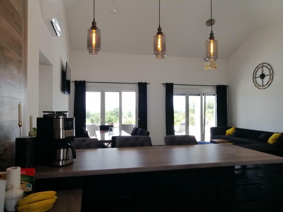 Villa Orao Kaštel Novi 외부 사진