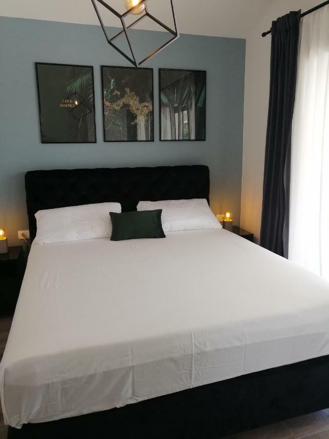 Villa Orao Kaštel Novi 외부 사진