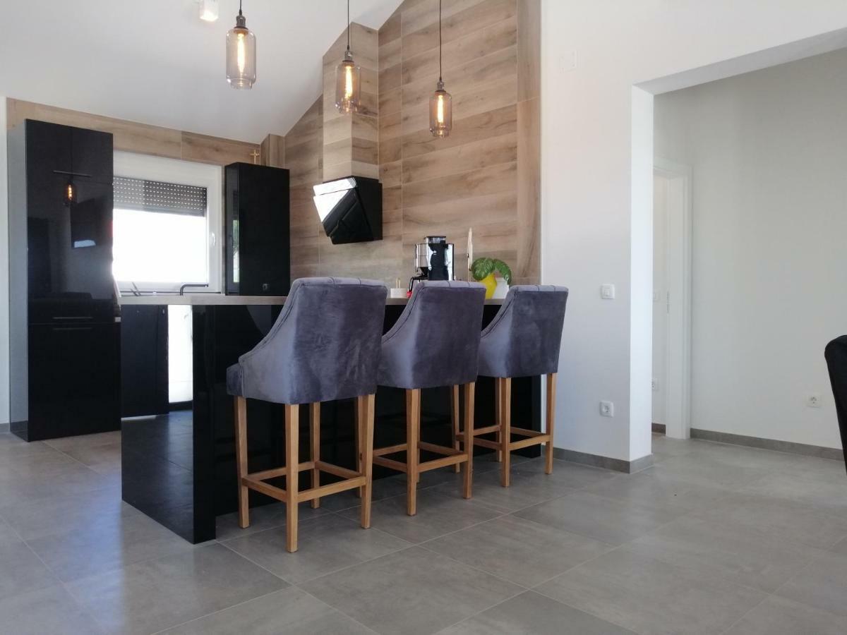 Villa Orao Kaštel Novi 외부 사진