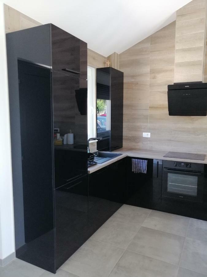 Villa Orao Kaštel Novi 외부 사진