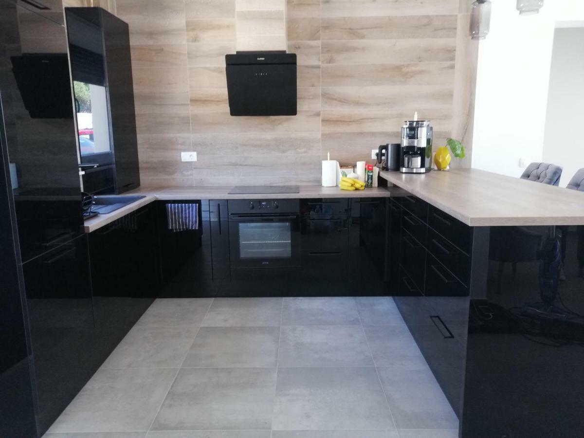 Villa Orao Kaštel Novi 외부 사진