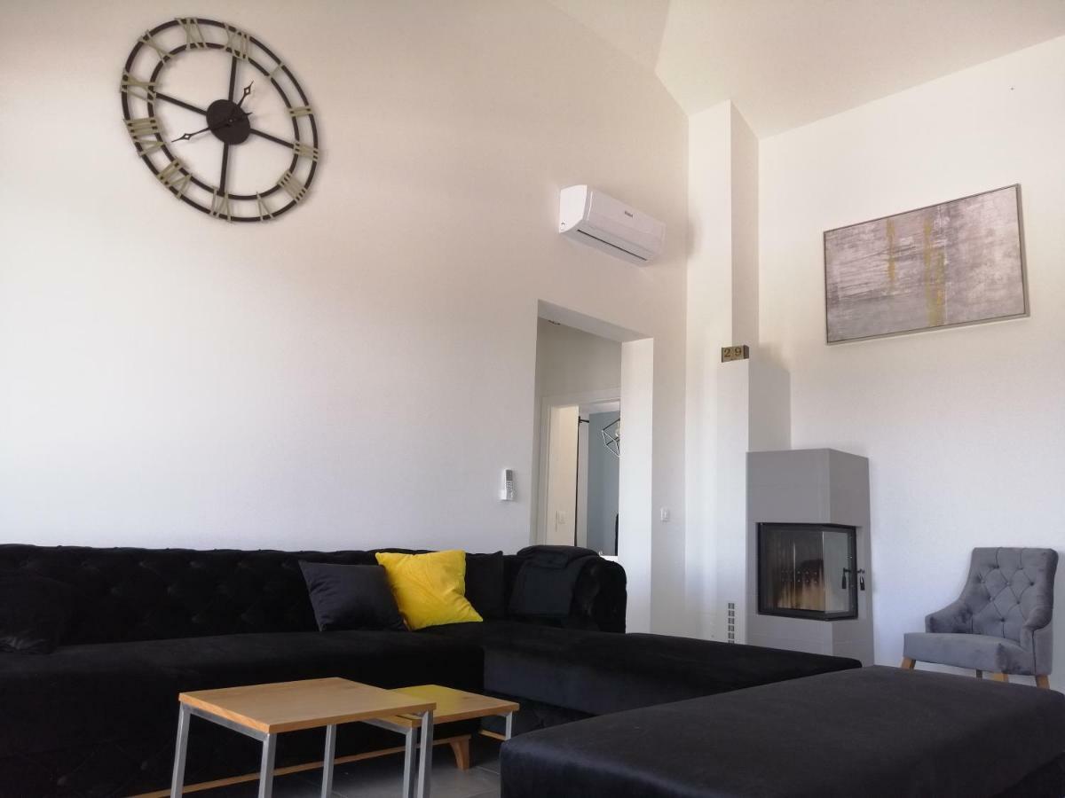 Villa Orao Kaštel Novi 외부 사진