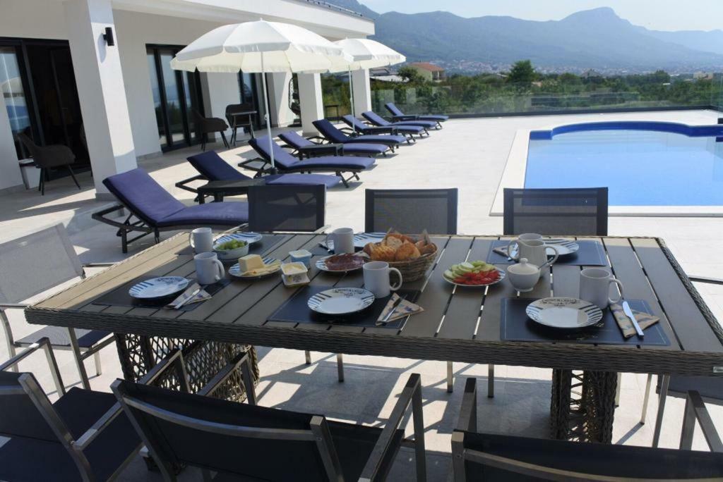 Villa Orao Kaštel Novi 외부 사진