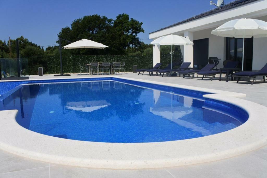 Villa Orao Kaštel Novi 외부 사진