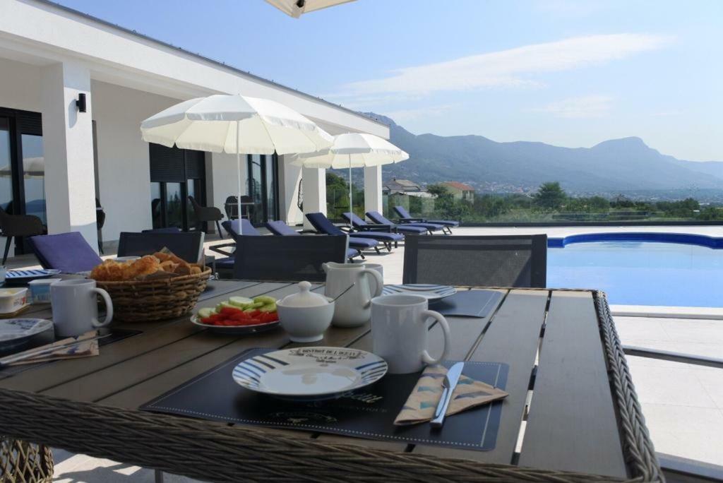 Villa Orao Kaštel Novi 외부 사진