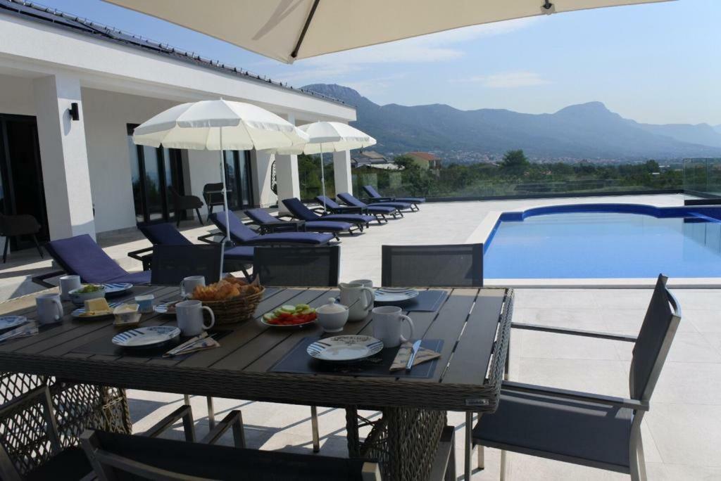 Villa Orao Kaštel Novi 외부 사진